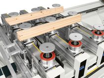 Траверсный рабочий стол MATIC обрабатывающего центра с ЧПУ для обработки столярных изделий из массива древесины Accord 25 fx